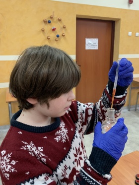 Artykuł: Młodzi chemicy życzą Wesołych Świąt! - Zdjęcie 31712