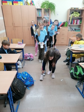 Artykuł: Zaczarowany świat wróżb, czyli Andrzejki w naszej szkole - Zdjęcie 38685