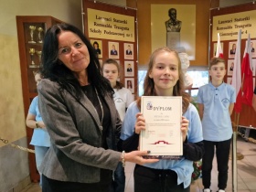 Artykuł: Konkurs na plakat rozstrzygnięty - Zdjęcie 47181