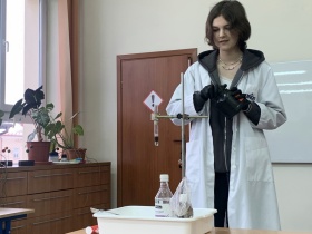 Artykuł: W II semestr wkraczamy odlotowo i wybuchowo! - Zdjęcie 49244