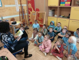 Artykuł: Ogólnopolski Dzień Głośnego Czytania w naszej szkole - Zdjęcie 54132