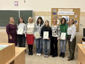 Artykuł: Uczennice Jedynki nie mają sobie równych! - Zdjęcie 56504