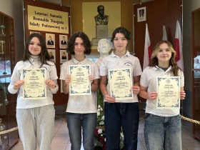 Artykuł: Uczennice Jedynki nie mają sobie równych! - Zdjęcie 56505