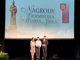 Artykuł: Uczniowie na medal – zasłużone stypendia Burmistrza Jasła - Zdjęcie 60071