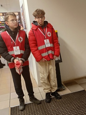 Artykuł: Pomaganie ma sens - przedświąteczne zbiórki - Zdjęcie 63595
