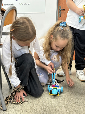Artykuł: Robotyka w naszej szkole – nauka przez działanie! - Zdjęcie 69144