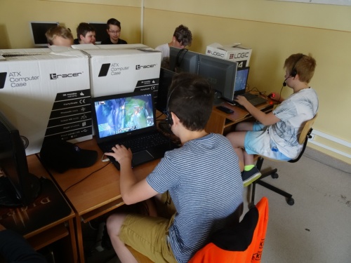 Artykuł: I Piknikowy Turniej z gry League of Legends w naszej szkole - Zdjęcie 10383