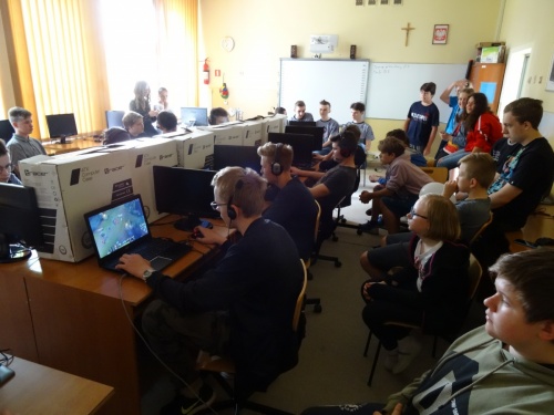 Artykuł: I Piknikowy Turniej z gry League of Legends w naszej szkole - Zdjęcie 10401