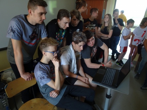 Artykuł: I Piknikowy Turniej z gry League of Legends w naszej szkole - Zdjęcie 10411