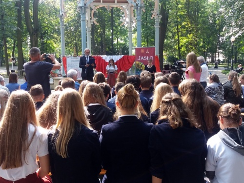 Artykuł: Narodowe Czytanie z udziałem naszych uczniów - Zdjęcie 11231