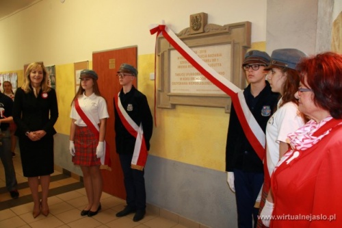 Artykuł: Jubileusz stulecia nadania szkole imienia patrona - Zdjęcie 12081