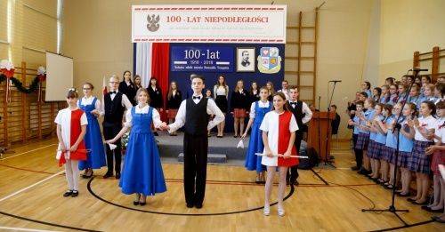 Artykuł: Jubileusz stulecia nadania szkole imienia patrona - Zdjęcie 121110