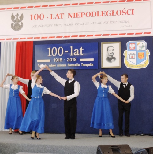 Artykuł: Jubileusz stulecia nadania szkole imienia patrona - Zdjęcie 12119