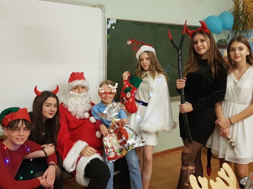 Artykuł: Mikołaj to taki święty, co dzieciom przynosi prezenty ;) - Zdjęcie 12984