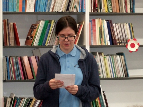 Artykuł: Światowy Dzień Poezji z udziałem naszych uczennic - Zdjęcie 14583