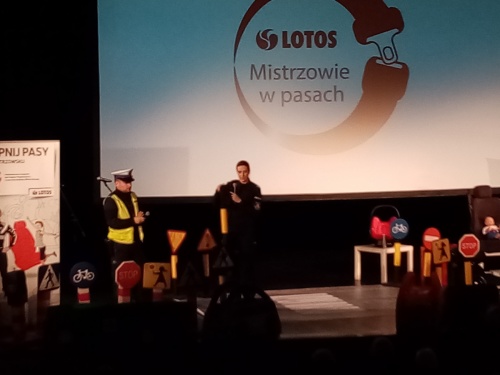 Artykuł: Mistrzowie w pasach - lekcja bezpieczeństwa z LOTOSEM - Zdjęcie 18572