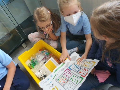 Artykuł: Dzieci pokochały zestawy LEGO® Education SPIKE™ Essential do nauki robotyki! - Zdjęcie 28123