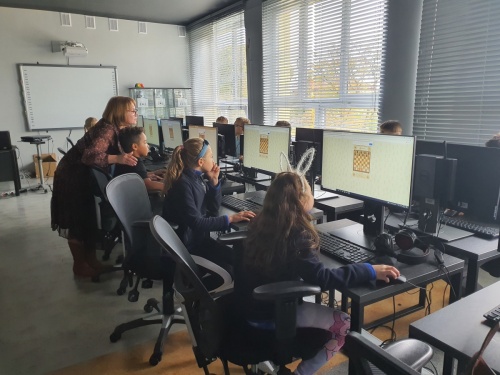 Artykuł: Pora na Twój ruch czyli konkurs internetowo - szachowy 