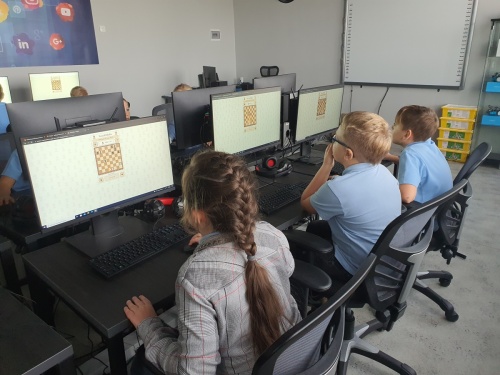 Artykuł: Pora na Twój ruch czyli konkurs internetowo - szachowy 