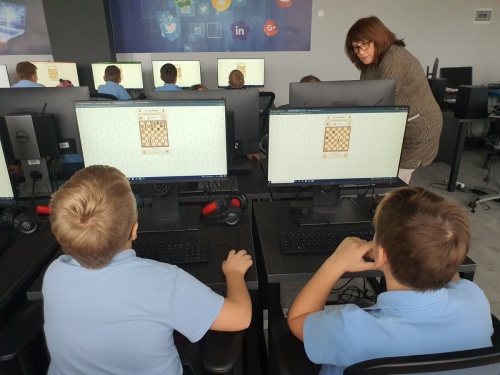 Artykuł: Pora na Twój ruch czyli konkurs internetowo - szachowy 
