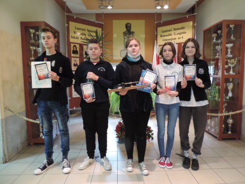 Artykuł: Konkurs na „Zabawkę fizyczną” rozstrzygnięty - Zdjęcie 31661