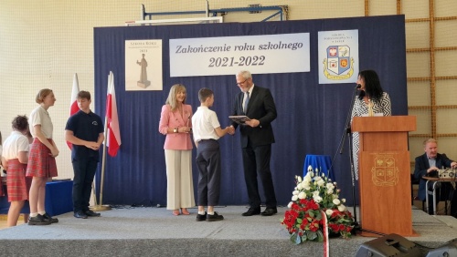 Artykuł: Statuetki, nagrody, stypendia - wręczone, wakacje rozpoczęte! - Zdjęcie 35913