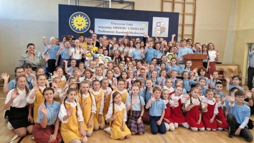 Artykuł: Wspaniała gala wręczenia Orderu Uśmiechu prof.K.Myśliwcowi za nami! - Zdjęcie 37711
