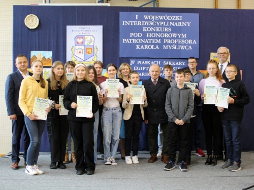 Artykuł: I Wojewódzki Konkurs Interdyscyplinarny pod Patronatem Profesora Karola Myśliwca - ROZSTRZYGNIĘTY! - Zdjęcie 46712