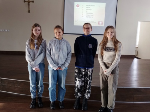 Artykuł: Jesienne spotkanie Szkolnych Kół CARITAS - Zdjęcie 47801