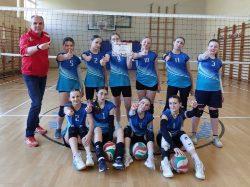 Artykuł: Siatkarki SP Nr 1 w Jaśle mistrzyniami powiatu jasielskiego.  - Zdjęcie 50292