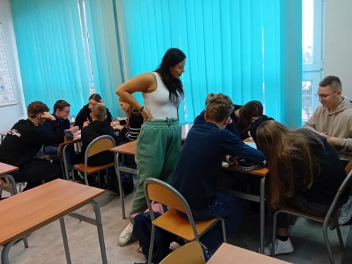 Artykuł: Być kimś, być sobą - Zdjęcie 55442