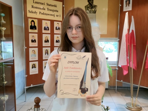 Artykuł: Julia pisze o sile kobiet – i zdobywa wyróżnienie! - Zdjęcie 59671