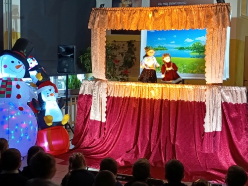 Artykuł: Baśniowa podróż Kaja i Gerdy – lekcja dobra, miłości i odwagi - Zdjęcie 63643