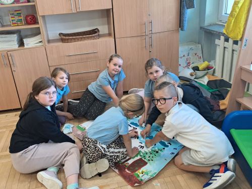Artykuł: Szkolna biblioteka bliska dzieciom - Zdjęcie 67561